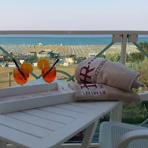 https://hotel-rivazzurra.riccione-hotels.org